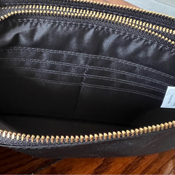 Lululemon black double pocket wallet wristlet - Picture 4 of 8
